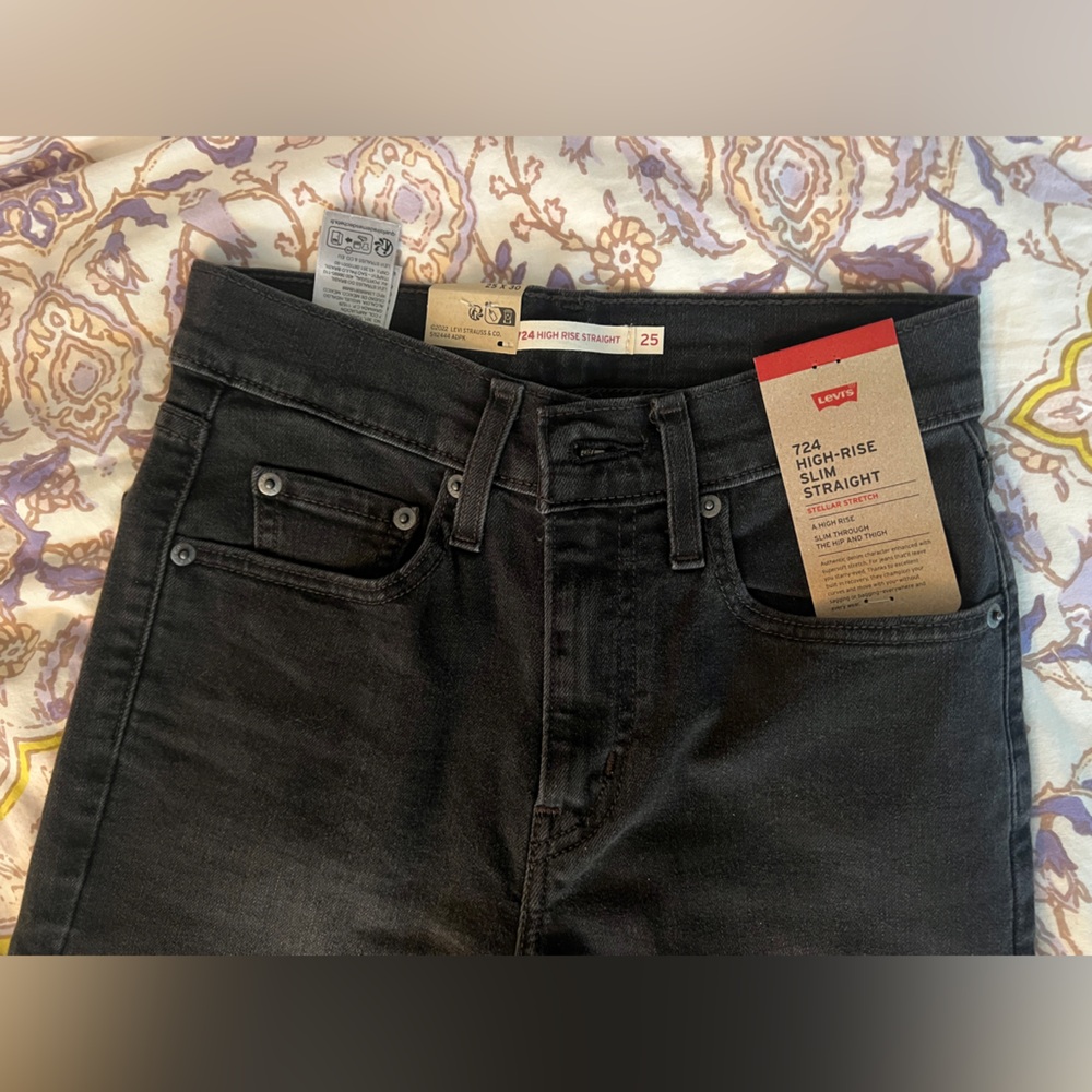 Levi’s 724 HIGH RISE SLIM STRAIGHT WOMEN'S JEANS - Picture 8 of 9